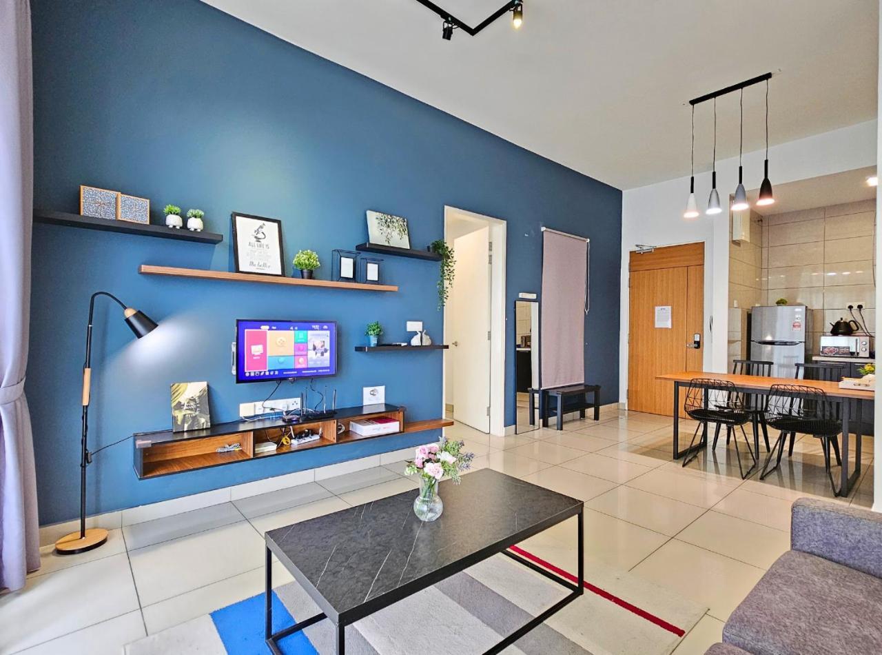 Conezion Near Ioi City Mall, Maeps Serdang, Putrajaya By Cloud Host ภายนอก รูปภาพ