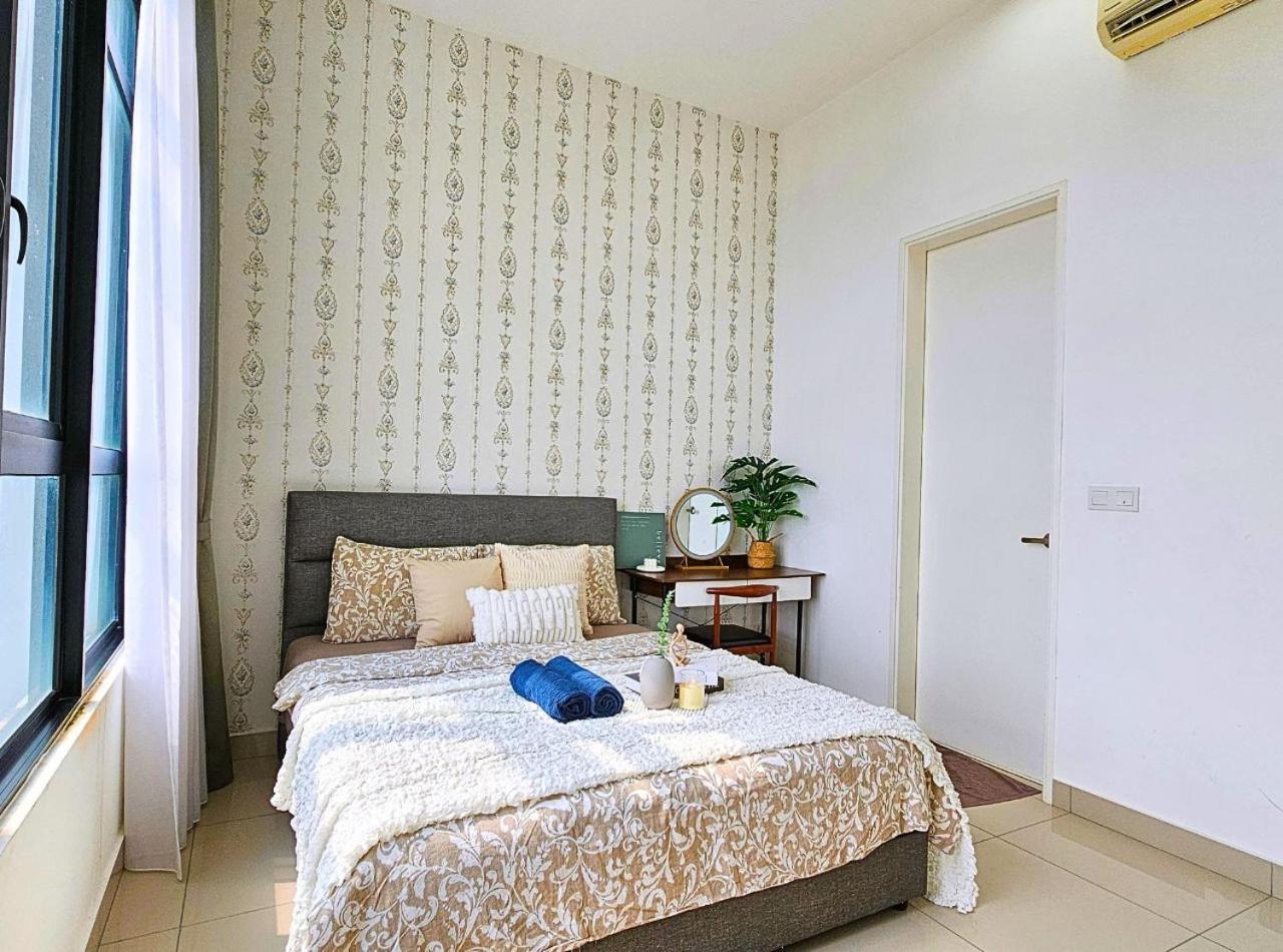Conezion Near Ioi City Mall, Maeps Serdang, Putrajaya By Cloud Host ภายนอก รูปภาพ