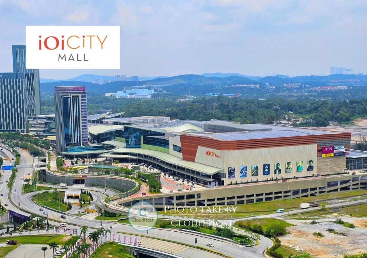 Conezion Near Ioi City Mall, Maeps Serdang, Putrajaya By Cloud Host ภายนอก รูปภาพ